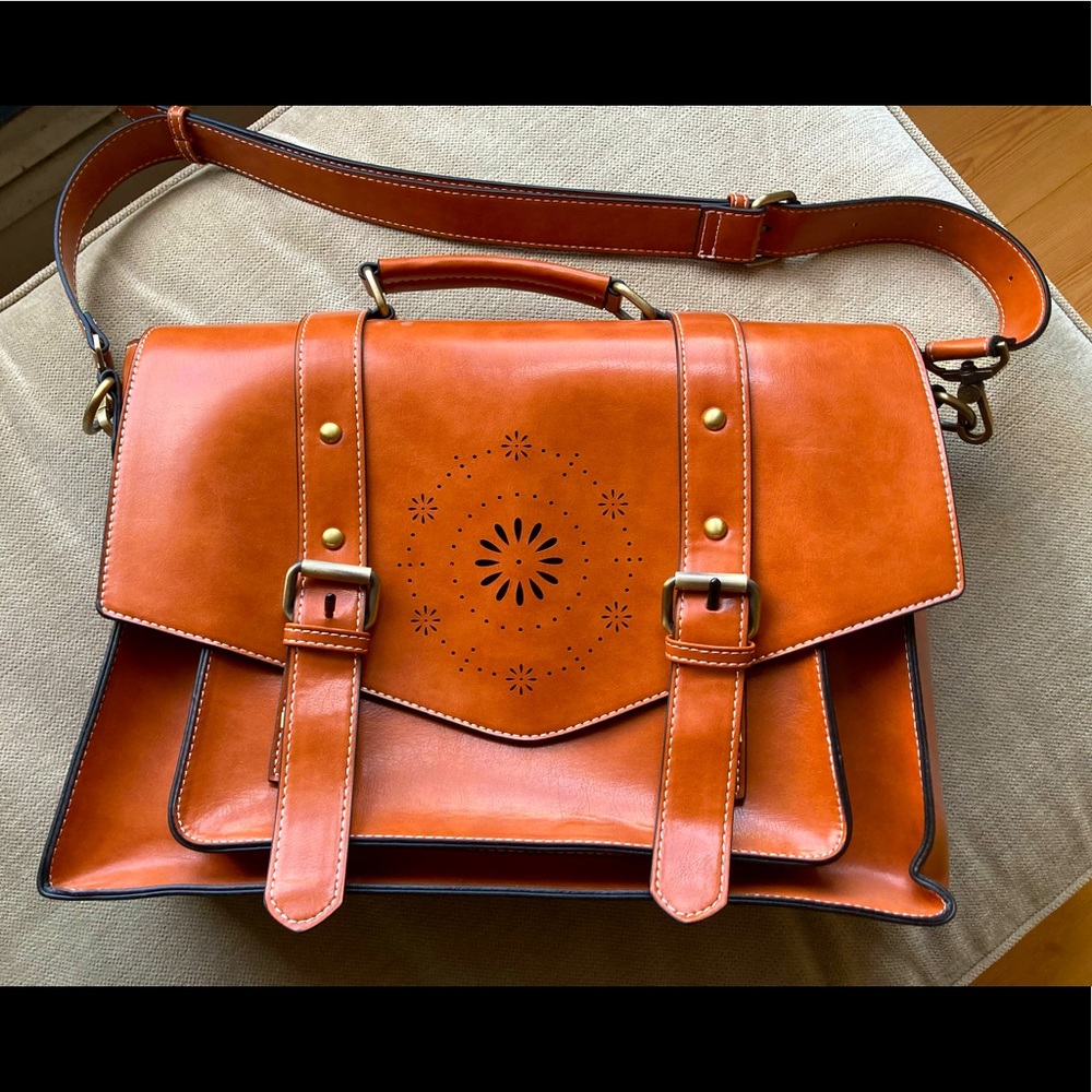 Ecosi Faux Leather Messenger / Backpack / Laptop Tote Combo